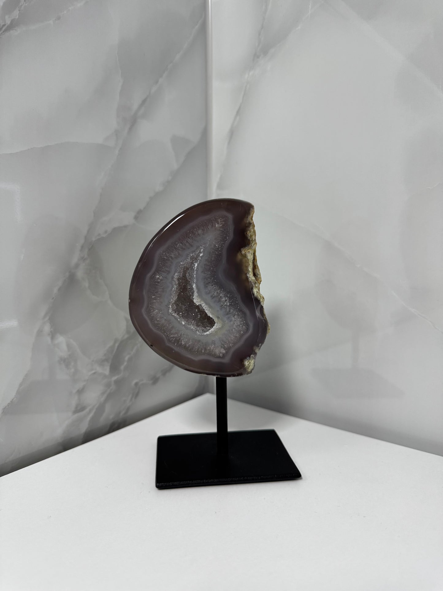 Agaat Geode op standaard